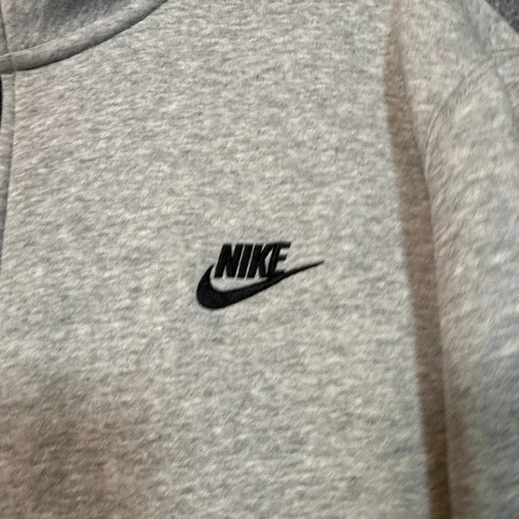 Nike Sweatshirt Mens XL Gray 1/4 Zip Fleece Pullover Stretch Casual Swoosh - Picture 4 of 10